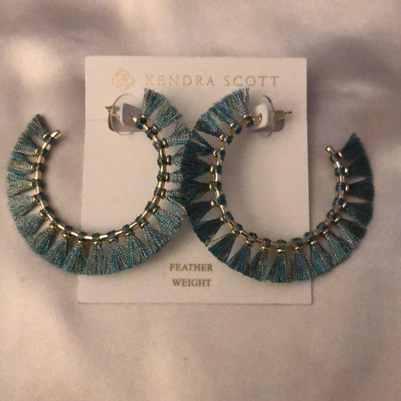 Kendra Scott Evie Gold Tone Hoop Earrings Turquoise Tassels NEW - Picture 3 of 12